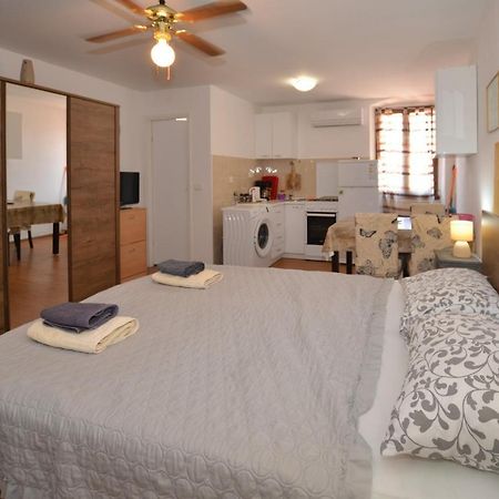 Ferri 16 Studio Rovinj Zewnętrze zdjęcie